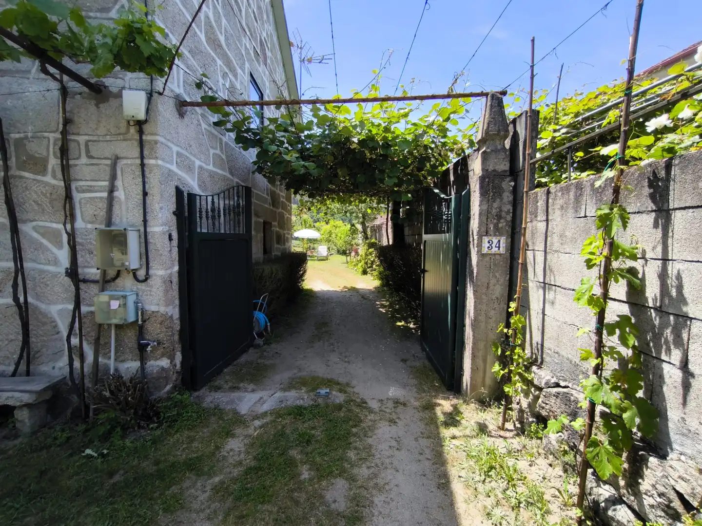 Casa o xalet en venda en Arbo amb Calefacció, Jardí privat i Moblat
