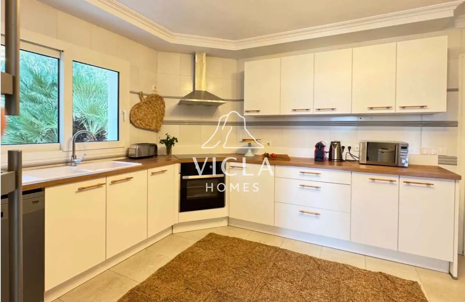 Cocina de Casa o chalet en venta en Santa Eulària des Riu con Aire acondicionado, Calefacción y Terraza