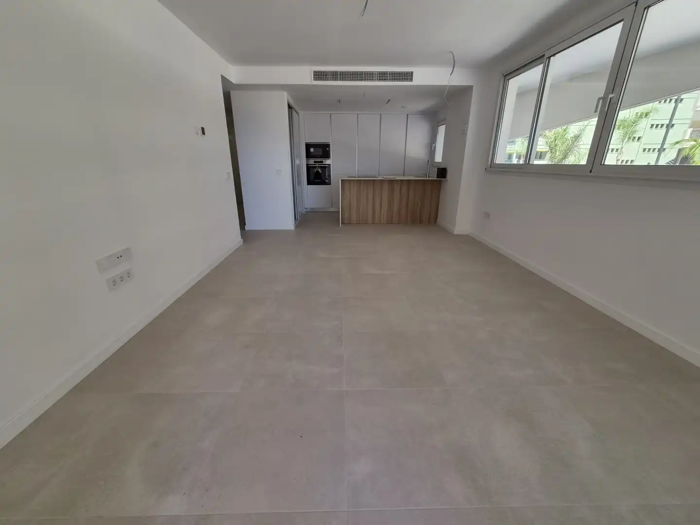 Piso de obra nueva con piscina en venta en Calle Colón 6, imagen 5