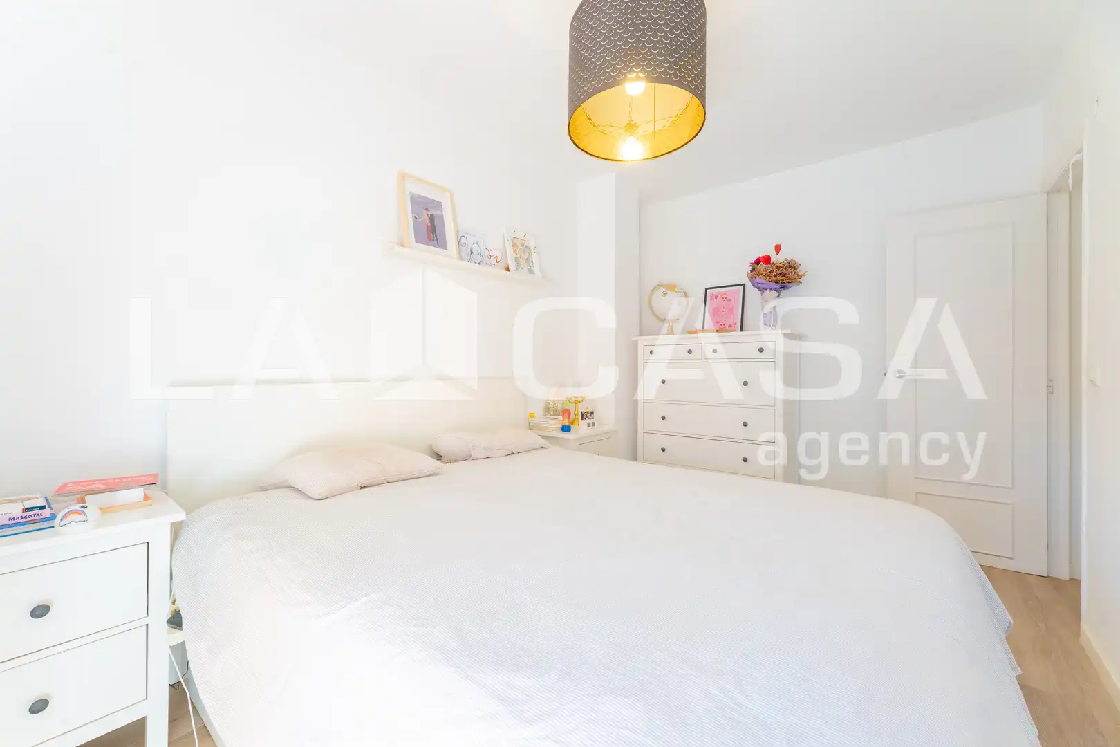 Habitación de Piso en venta en Valencia con Calefacción y Balcón