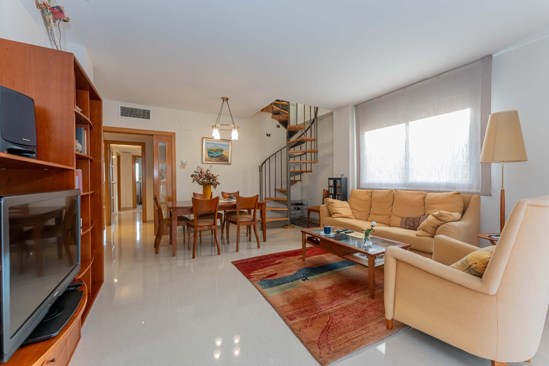 Living room of Attic for sale in Castelldefels  with Air Conditioner, Heating and Private garden