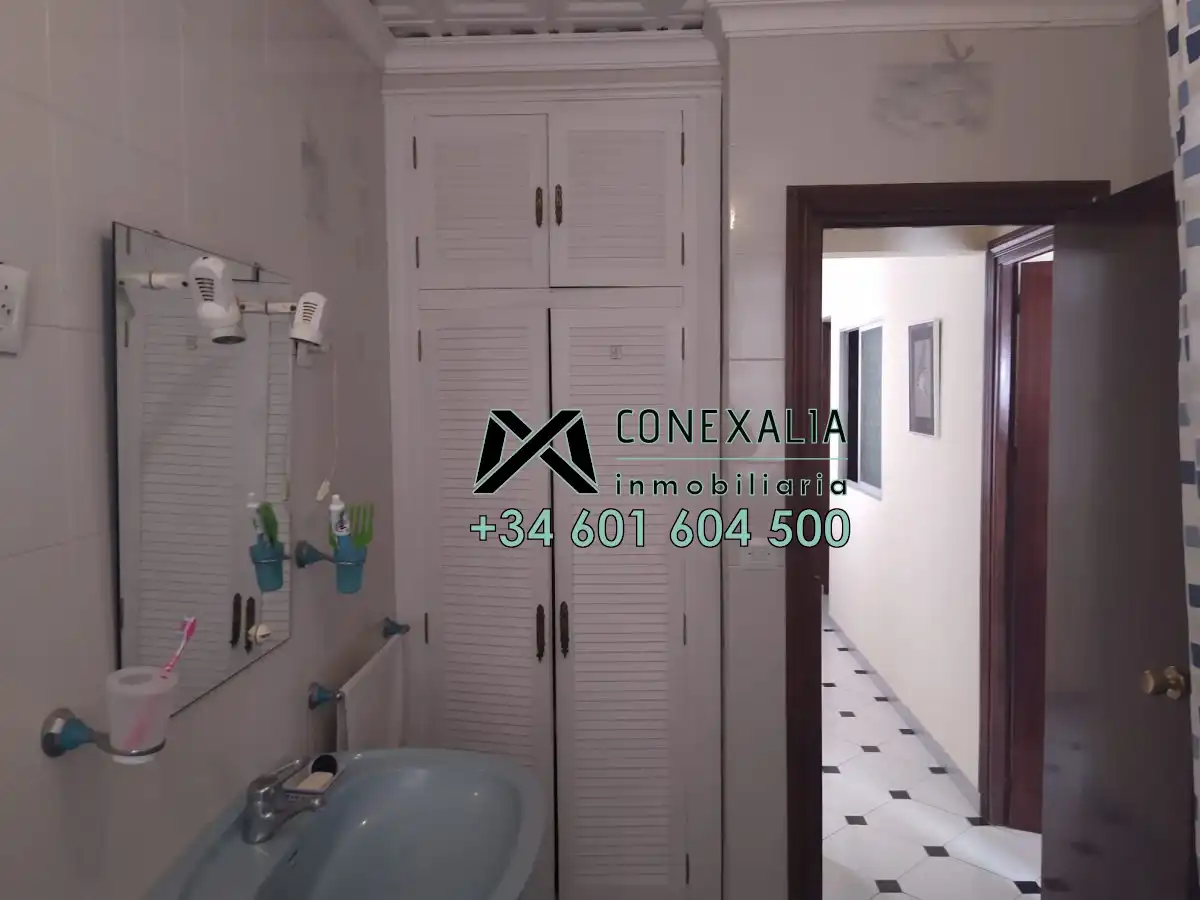 Habitación de Piso en venta en Olvera con Terraza y Balcón