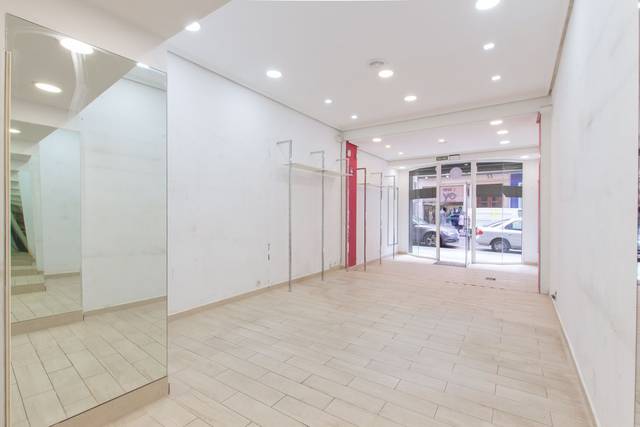 Local comercial en Alquiler en Felipe Gorriti en 2º Ensanche