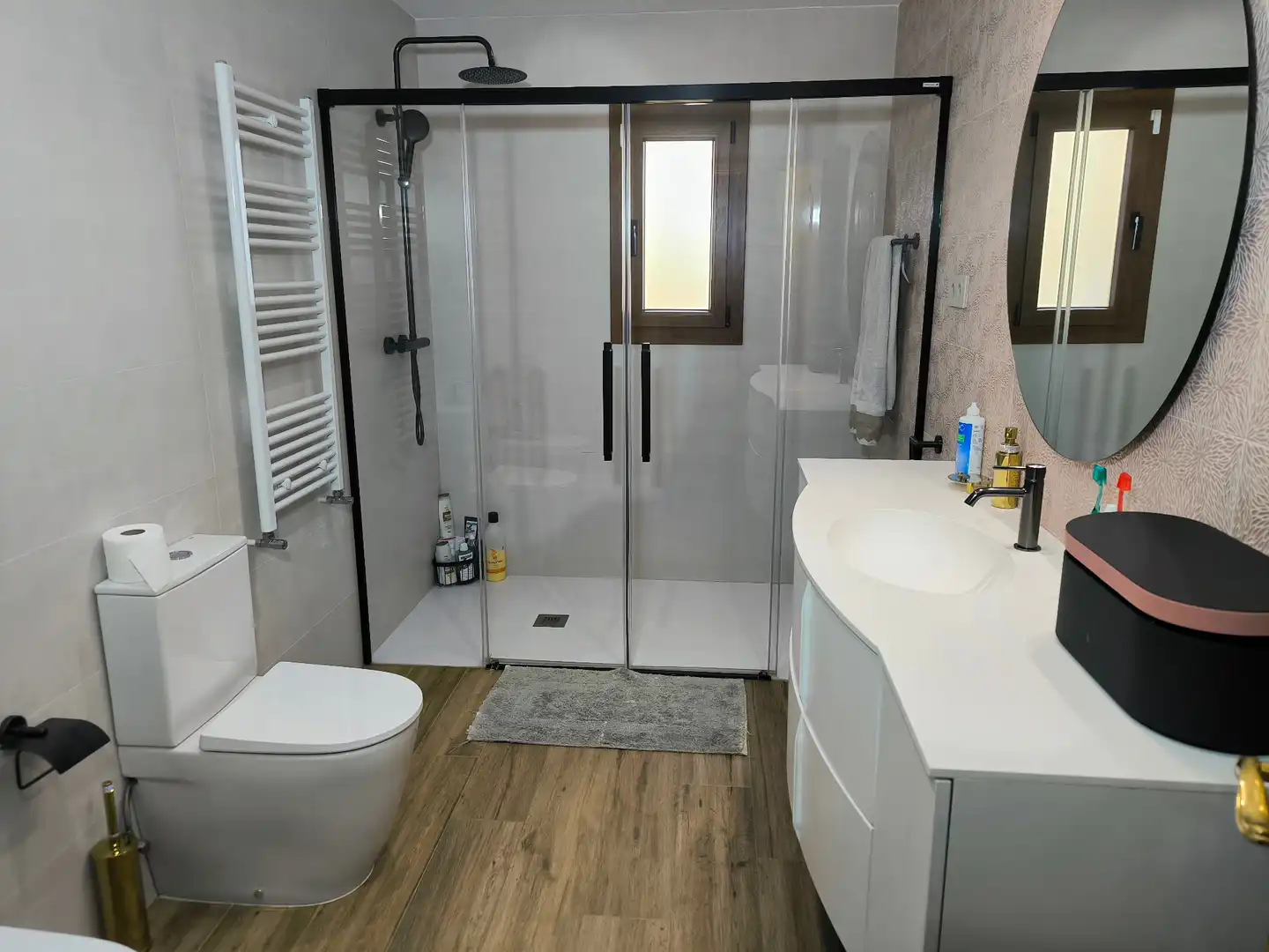 Baño de Casa o chalet en venta en Lliçà d'Amunt con Aire acondicionado, Calefacción y Jardín privado