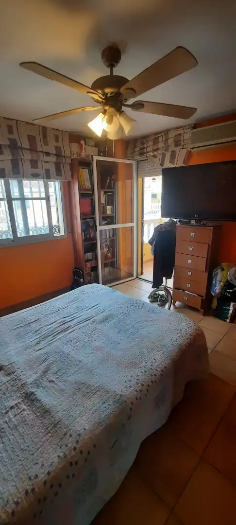 Dormitori de Casa adosada en venda en Torremolinos amb Aire condicionat, Calefacció i Traster