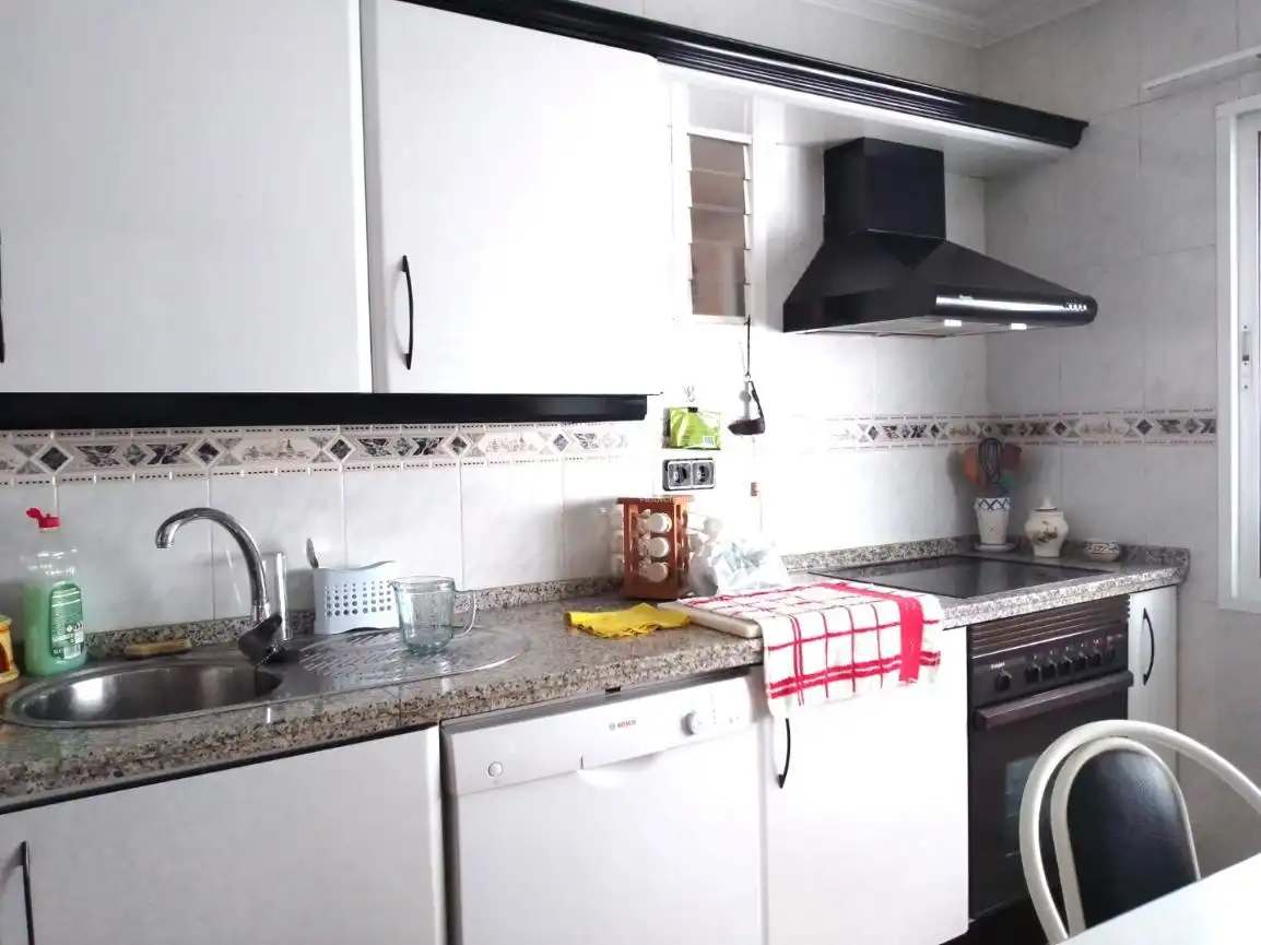 Cocina de Piso en venta en Sevilla con Aire acondicionado, Terraza y Amueblado