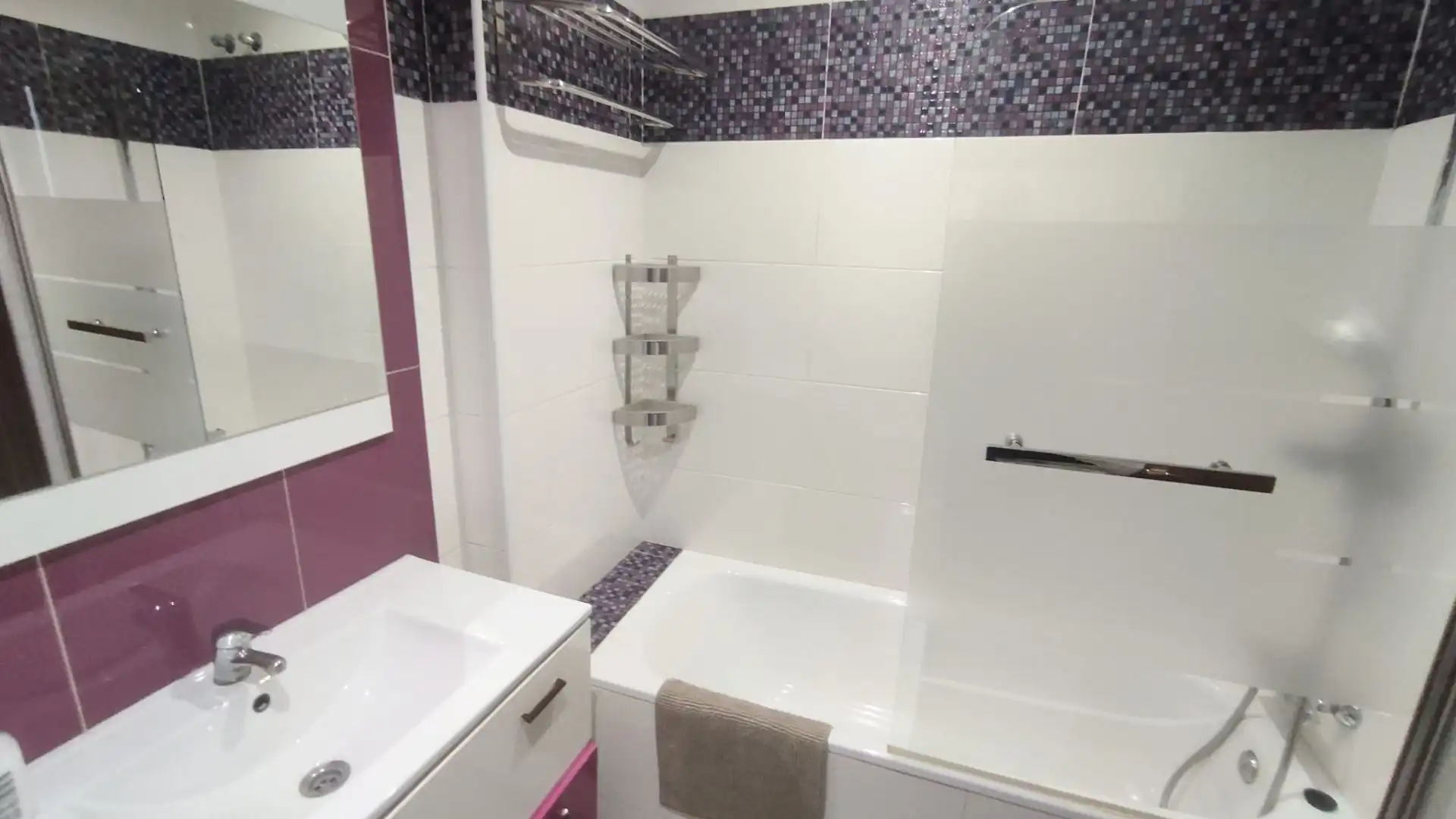 Baño de Piso de alquiler en Málaga con Aire acondicionado, Calefacción y Amueblado