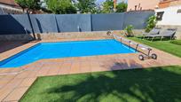 Swimming pool of Single-family semi-detached for sale in Casarrubuelos  with Air Conditioner, Swimming Pool and Balcony