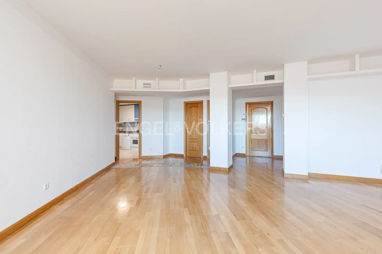 Flat for rent in Majadahonda  with Air Conditioner, Heating and Parquet flooring