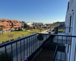 Vista exterior de Pis de lloguer en San Juan de Aznalfarache amb Aire condicionat, Calefacció i Terrassa