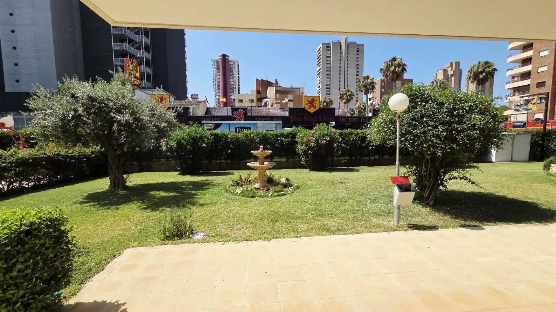Terraza de Piso en venta en Benidorm con Aire acondicionado, Terraza y Piscina comunitaria