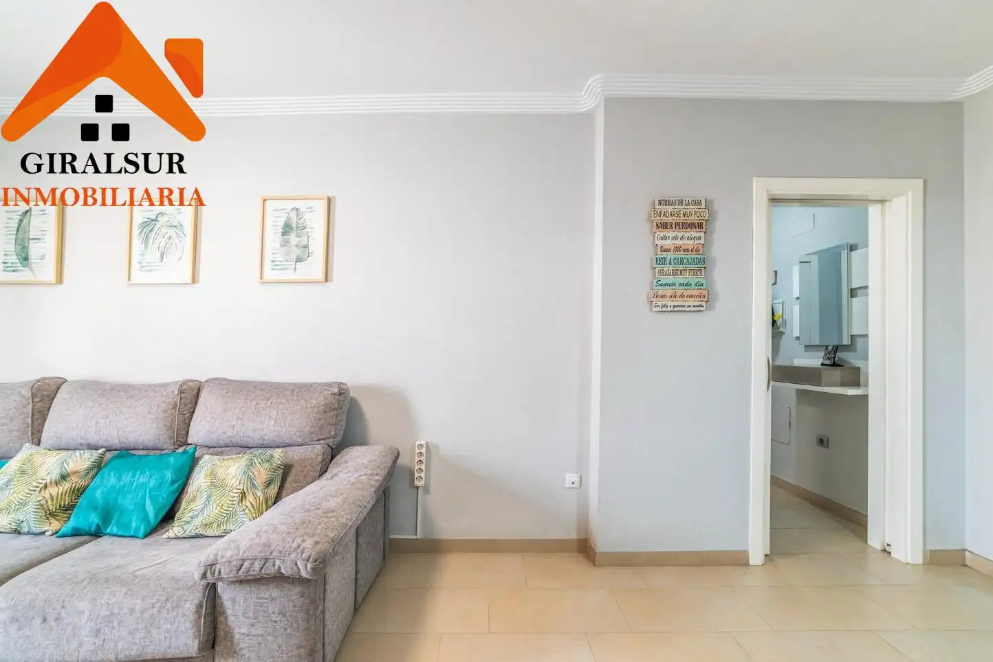 Sala de estar de Piso en venta en Alcalá de Guadaira con Aire acondicionado y Trastero
