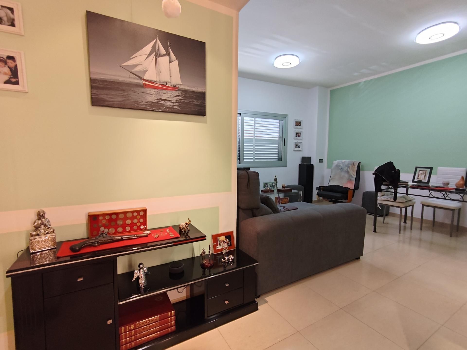 Sala d'estar de Pis en venda en Vilallonga del Camp amb Aire condicionat i Calefacció
