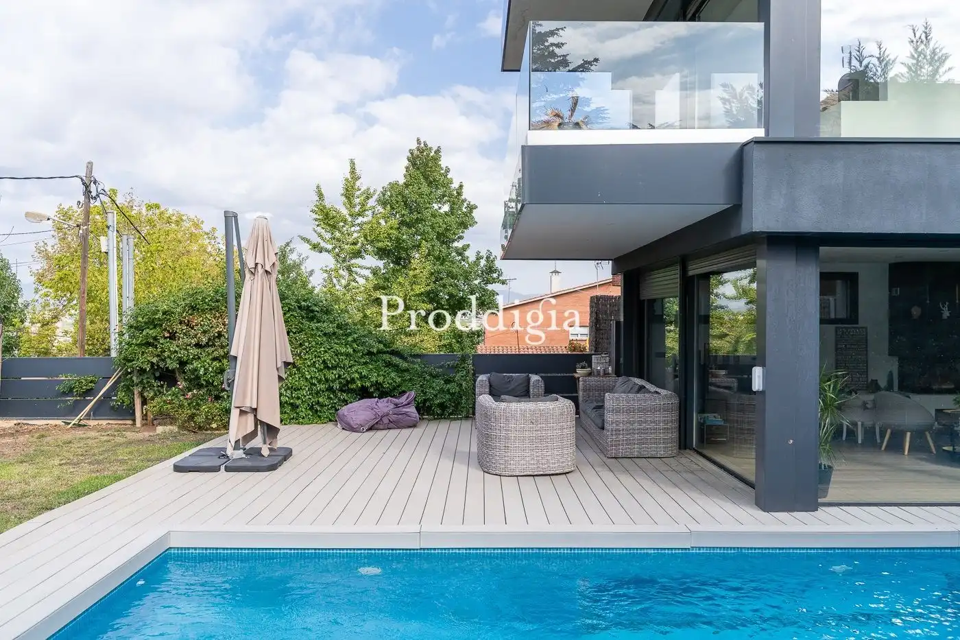 Terrace of Houses for sale in Sant Cugat del Vallès  with Air Conditioner, Heating and Storage room