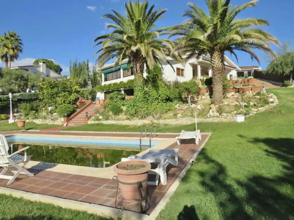 Garden of Houses for sale in Algete