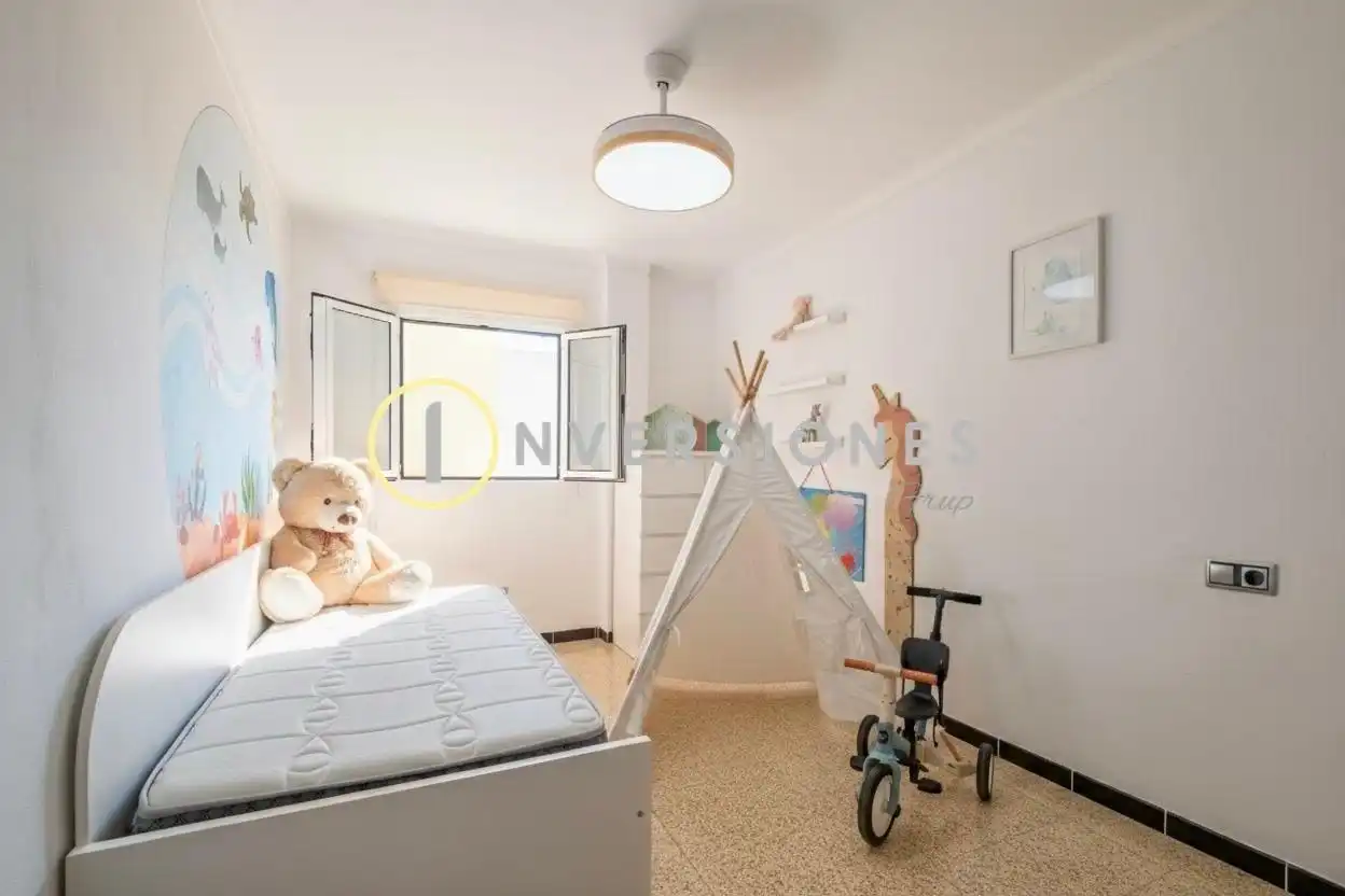 Schlafzimmer von Wohnung zum Verkauf in Pollença mit Klimaanlage, Terrasse und Abstellraum