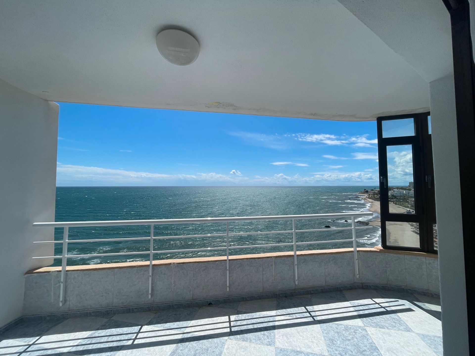 Terrassa de Pis en venda en Mijas amb Jardí privat, Terrassa i Moblat