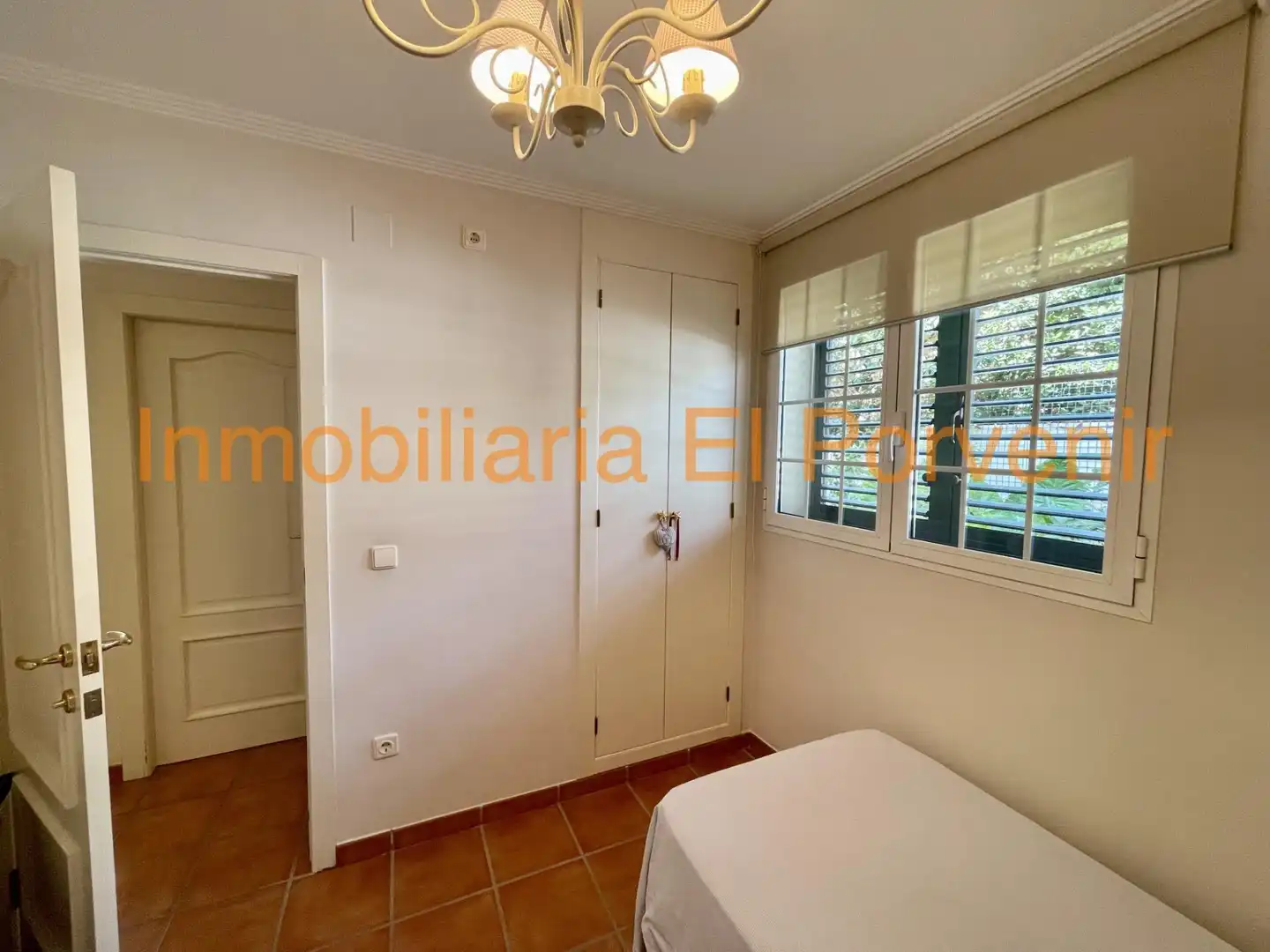 Habitación de Casa o chalet en venta en Torrent con Aire acondicionado, Calefacción y Jardín privado