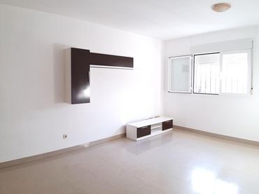 Bajo con ascensor en venta en Las Lagunas