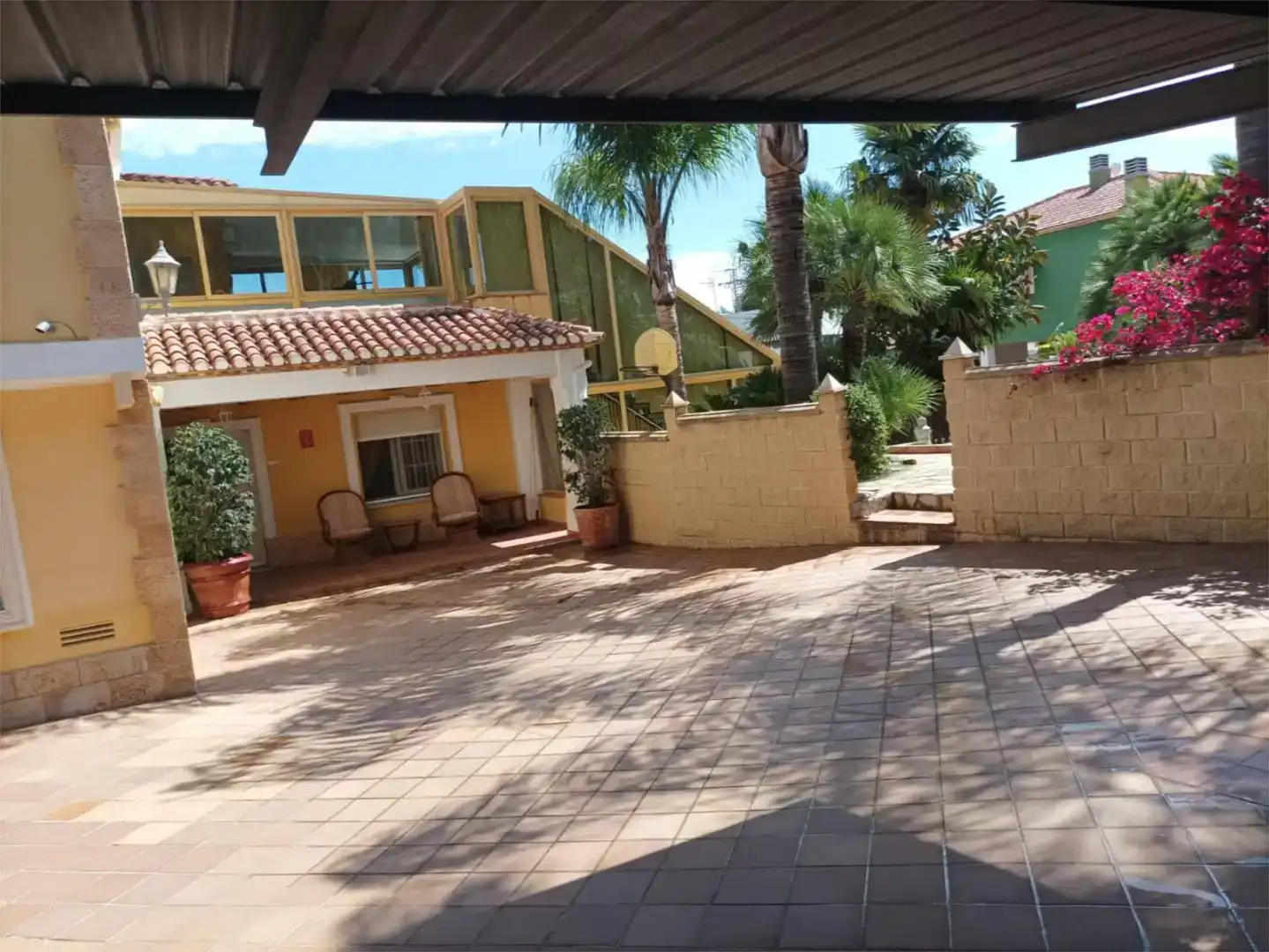 Terrassa de Casa o xalet de lloguer en Dénia amb Aire condicionat, Jardí privat i Piscina