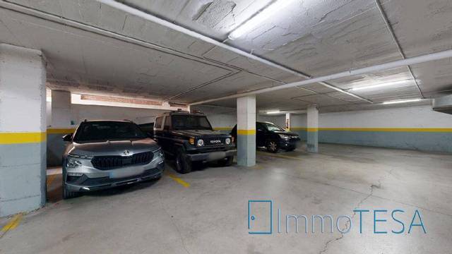 Garaje en Venta en Centre - Eixample – Can Llobet