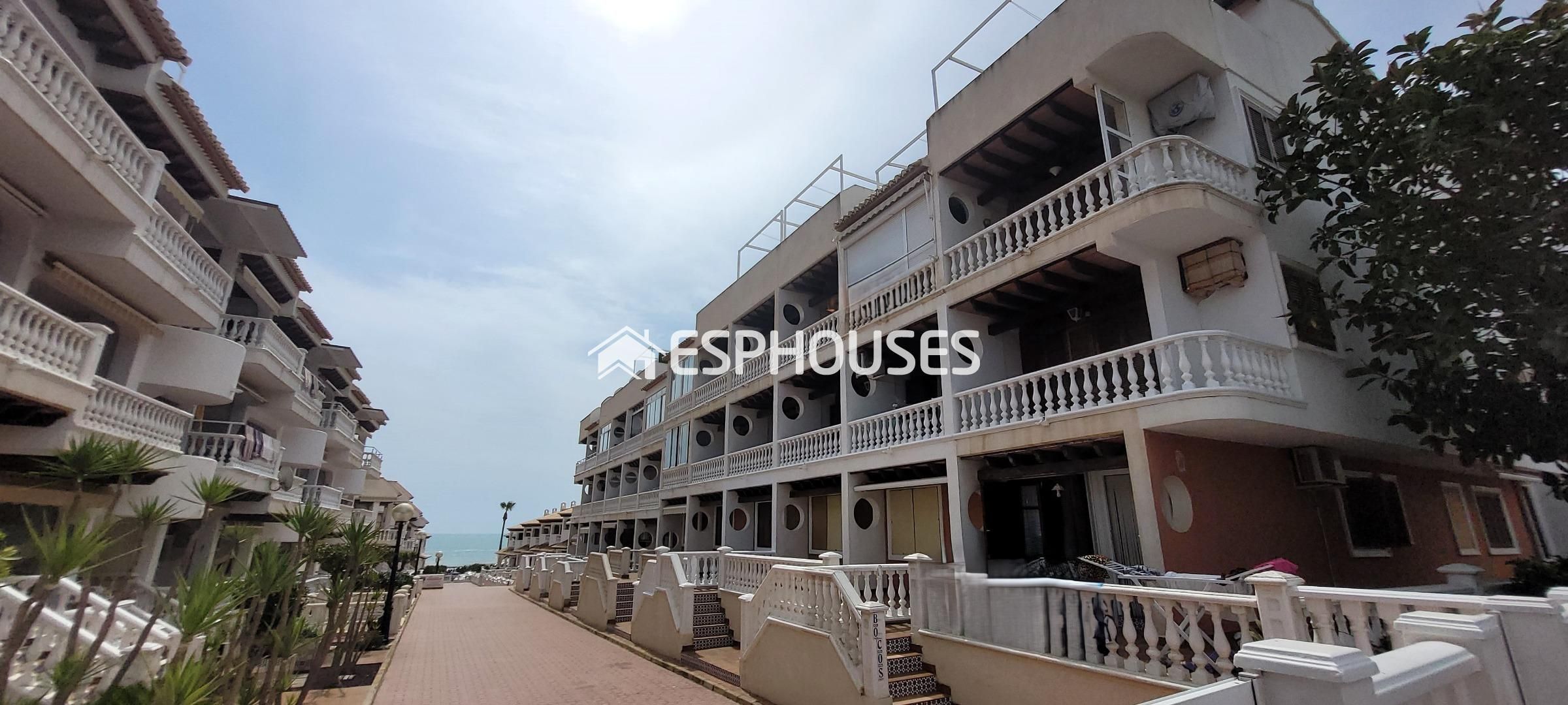 Exterior view of Attic for sale in Guardamar del Segura  with Furnished and Balcony