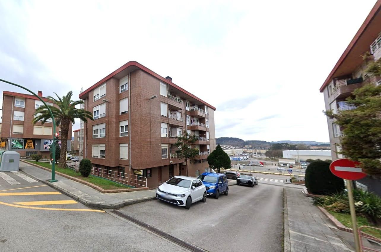 Vista exterior de Planta baixa en venda en Torrelavega  amb Traster