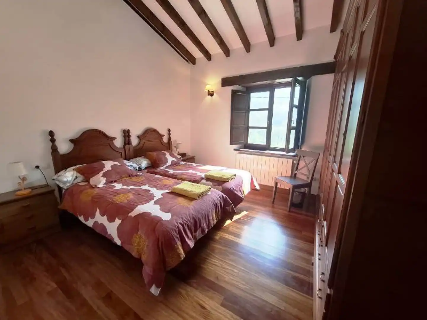 Habitación de Casa o chalet en venta en Los Tojos  con Calefacción y Trastero