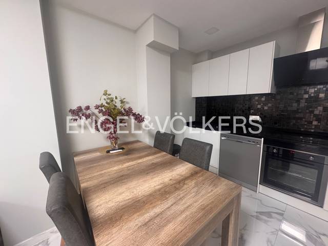 Apartamento en Alquiler en Felip Rinaldi en Torrefiel