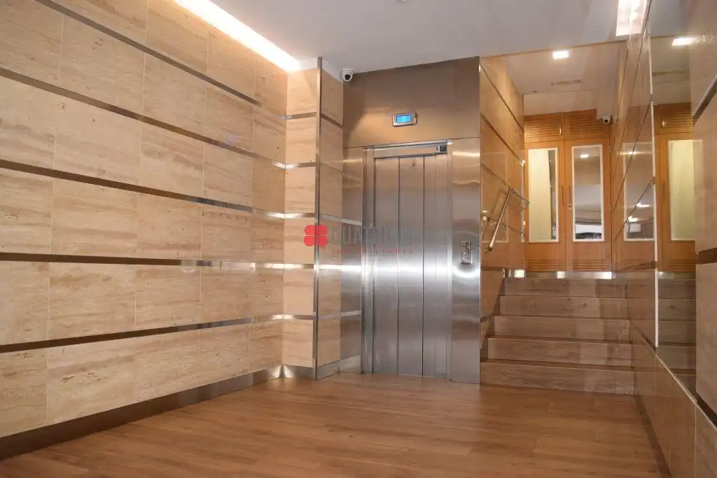 Piso en venta en Santiago de Compostela  con Trastero