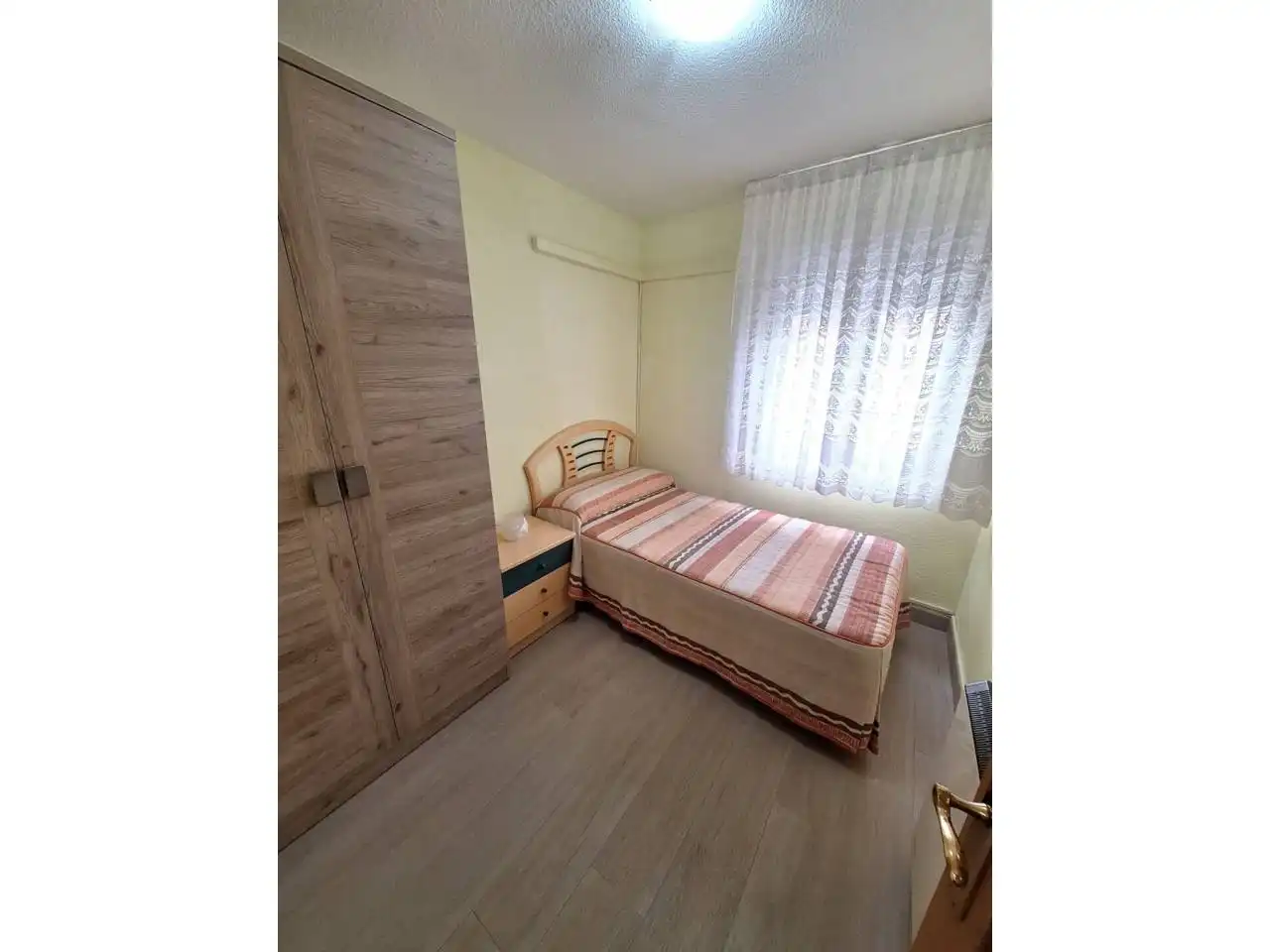 Habitación de Piso en venta en Fuenlabrada con Aire acondicionado, Calefacción y Amueblado