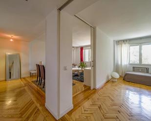Apartment to rent in  Madrid Capital  with Air Conditioner and Heating