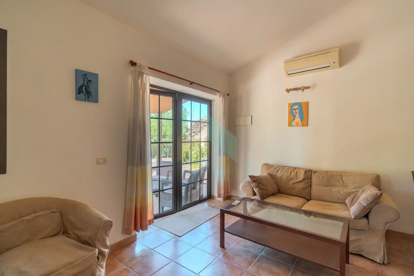 Sala d'estar de Casa o xalet en venda en Arona amb Aire condicionat, Calefacció i Jardí privat