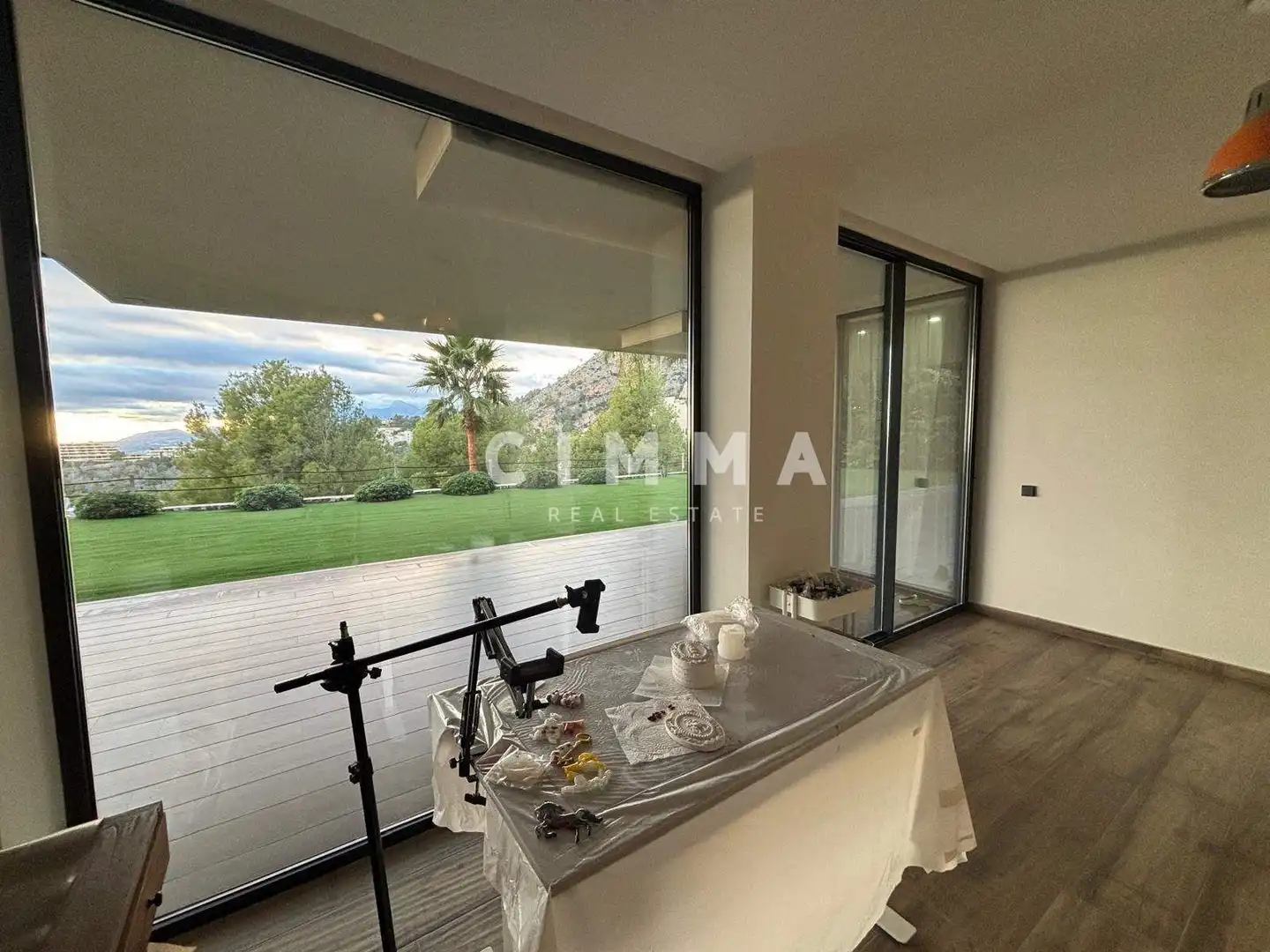 Chalet con piscina en venta en Calle de Alemania, imagen 12