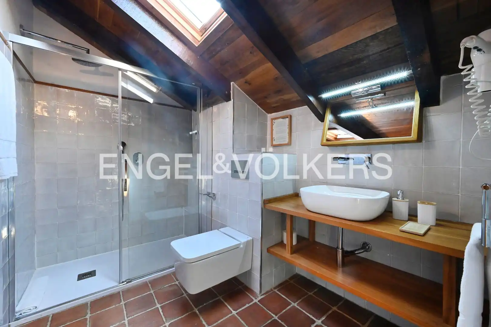 Baño de Casa o chalet en venta en Miengo con Calefacción y Jardín privado