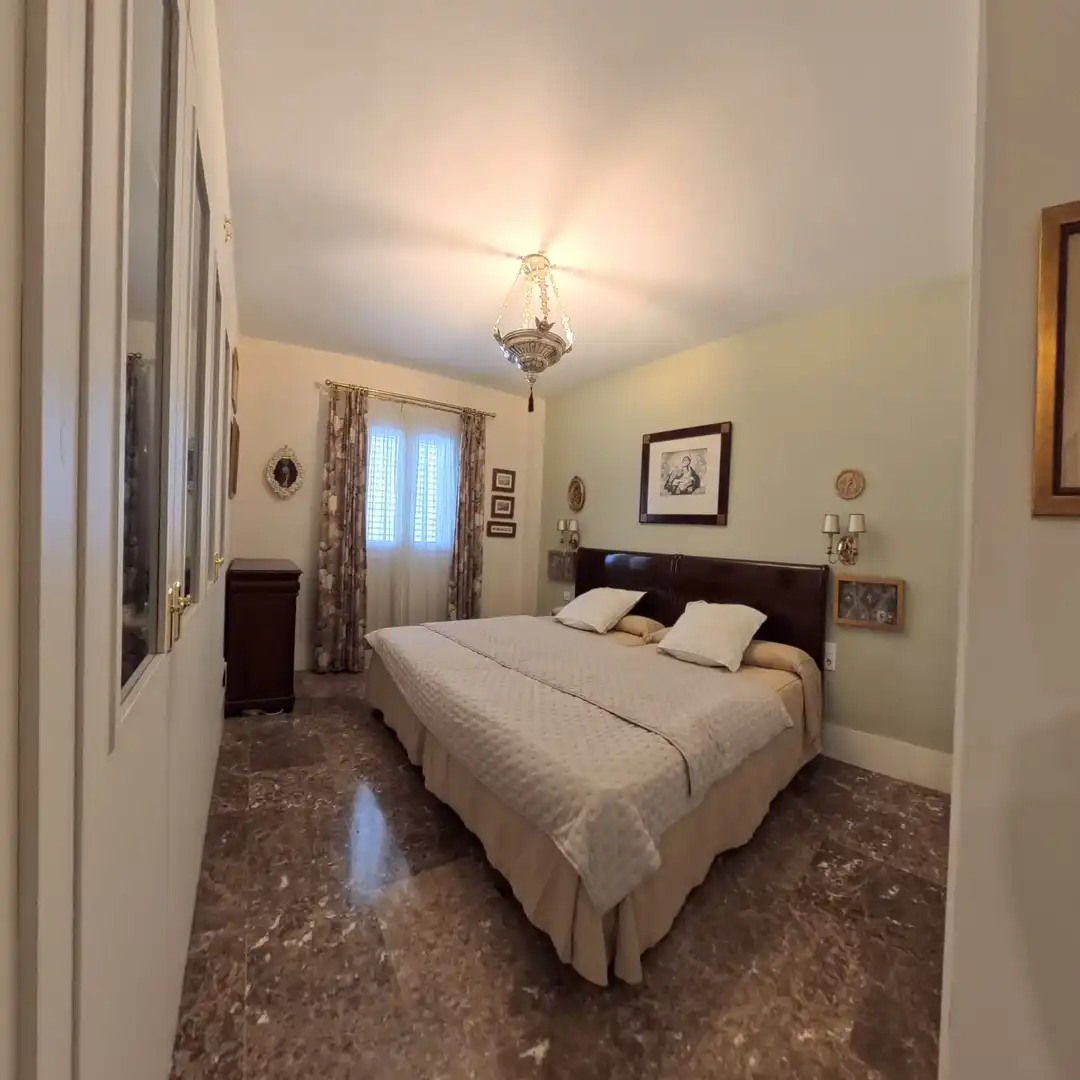 Habitación de Piso en venta en Sevilla con Aire acondicionado, Calefacción y Trastero