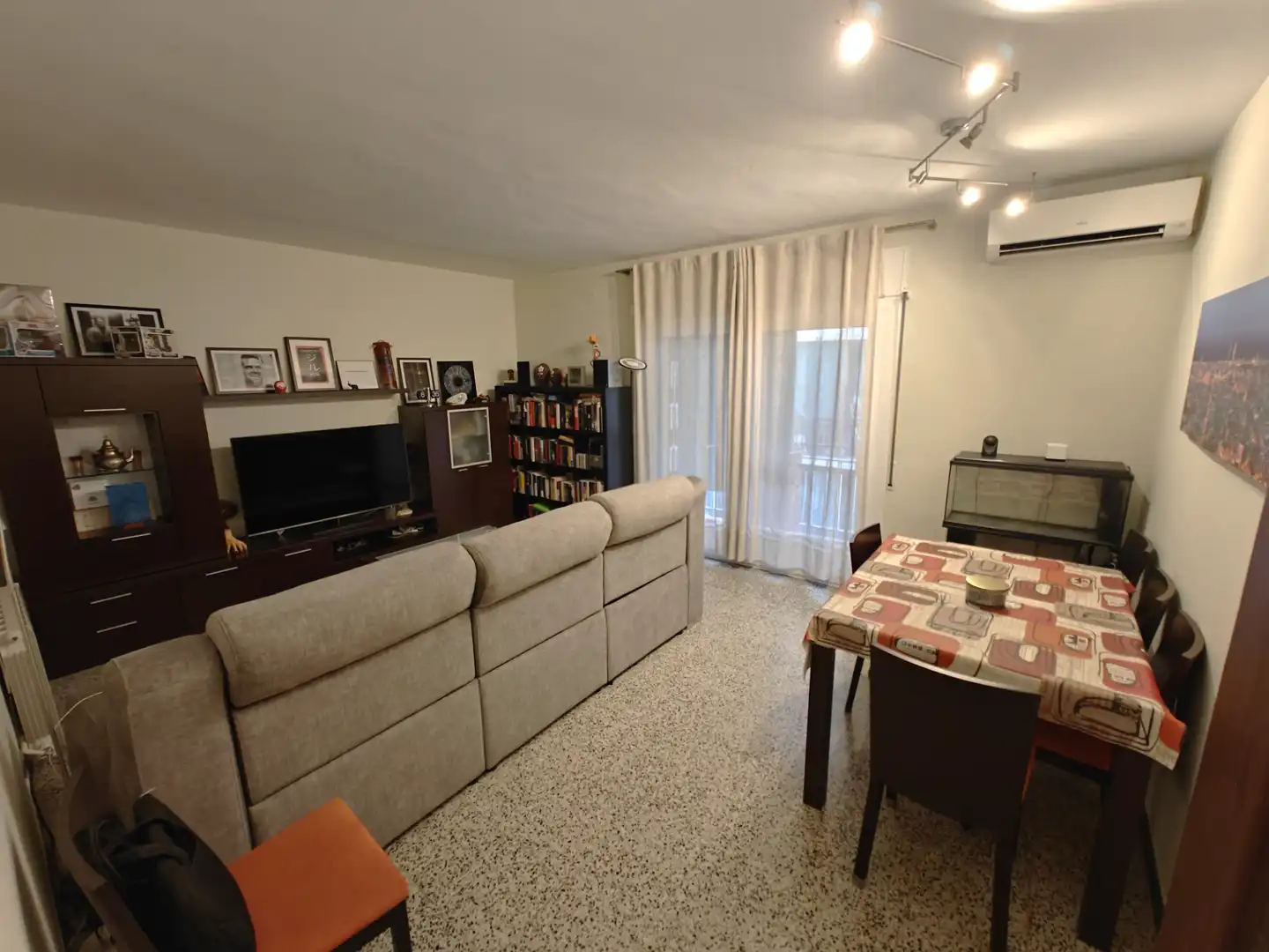 Flat with terrace for sale in Zona Alta