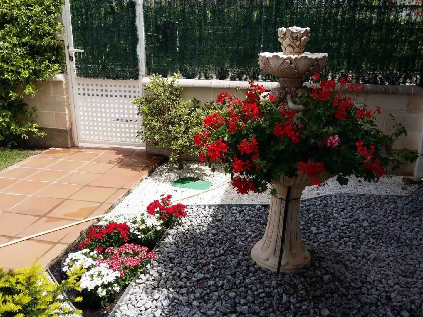 Garden of Houses for sale in Siétamo  with Air Conditioner, Heating and Private garden