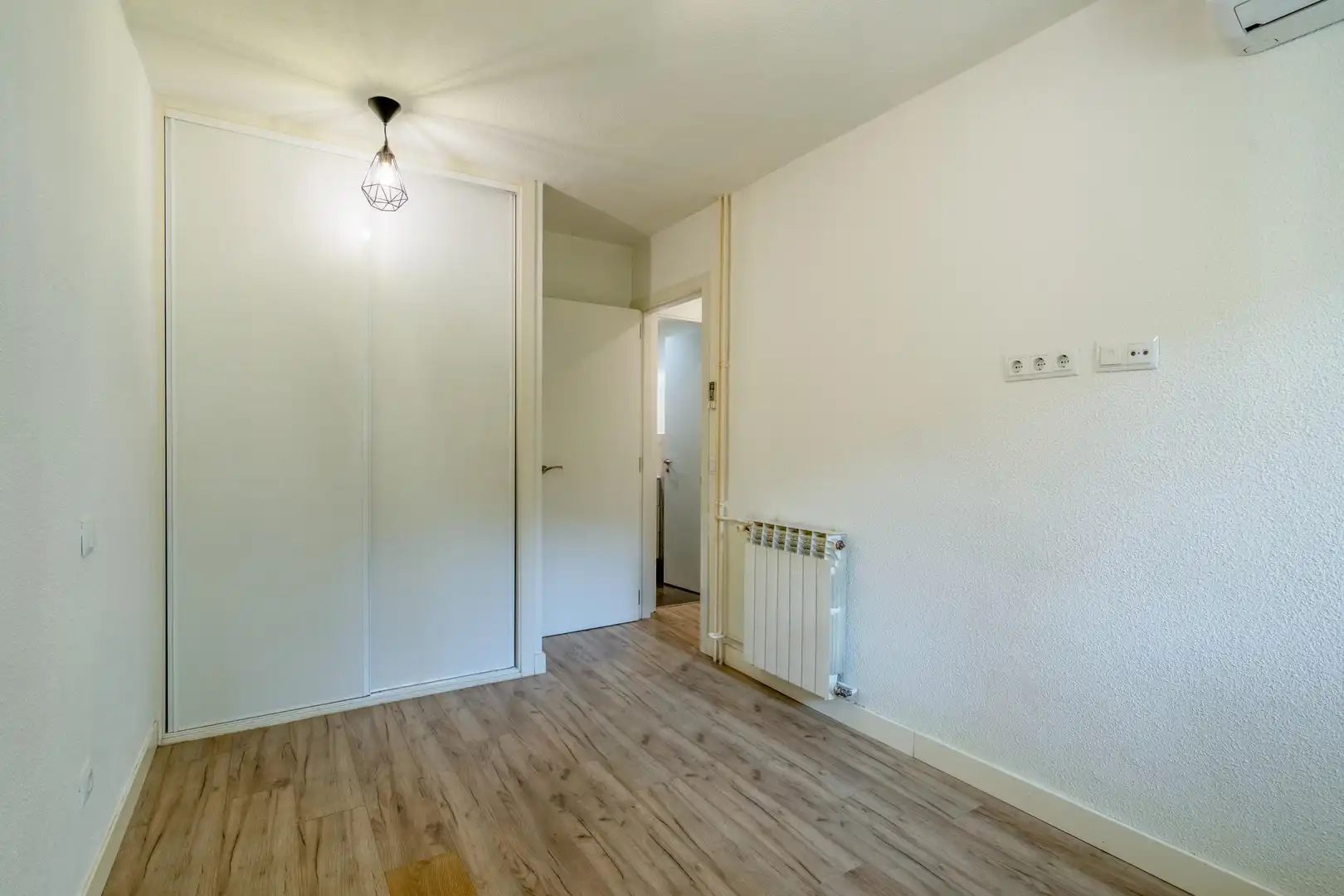 Habitación de Apartamento de alquiler en Madrid con Calefacción
