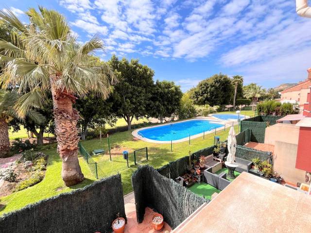 Casa adosada en Venta en Avenida LOCUTOR VICENTE HIPOLITO, 18 en Alicante Golf