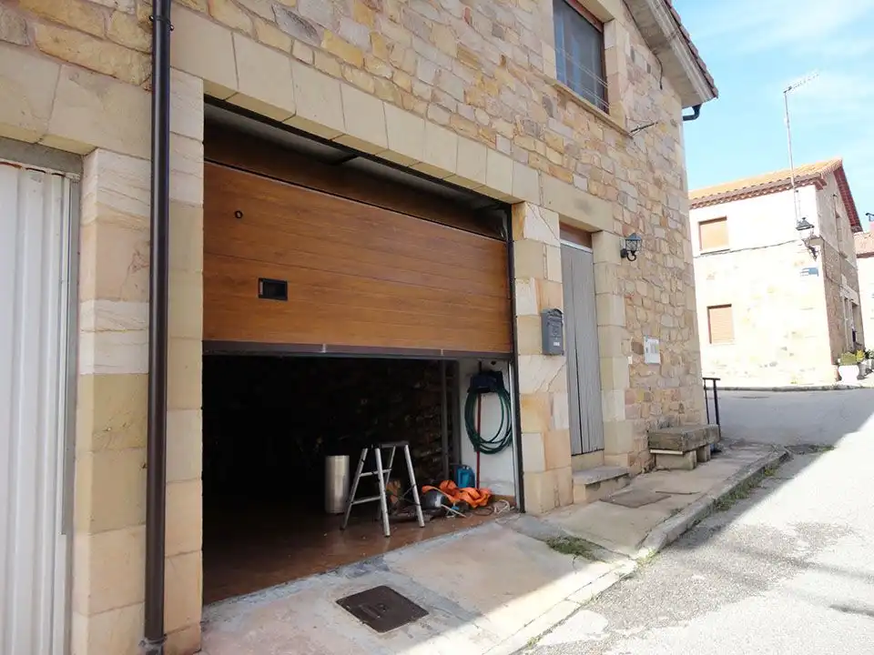 Vista exterior de Casa o xalet en venda en Palacios de la Sierra amb Calefacció