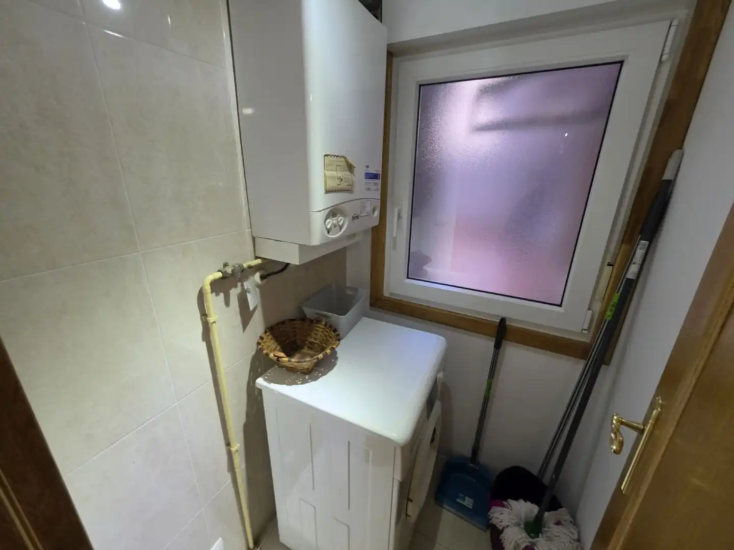 Bany de Apartament en venda en A Coruña Capital  amb Calefacció