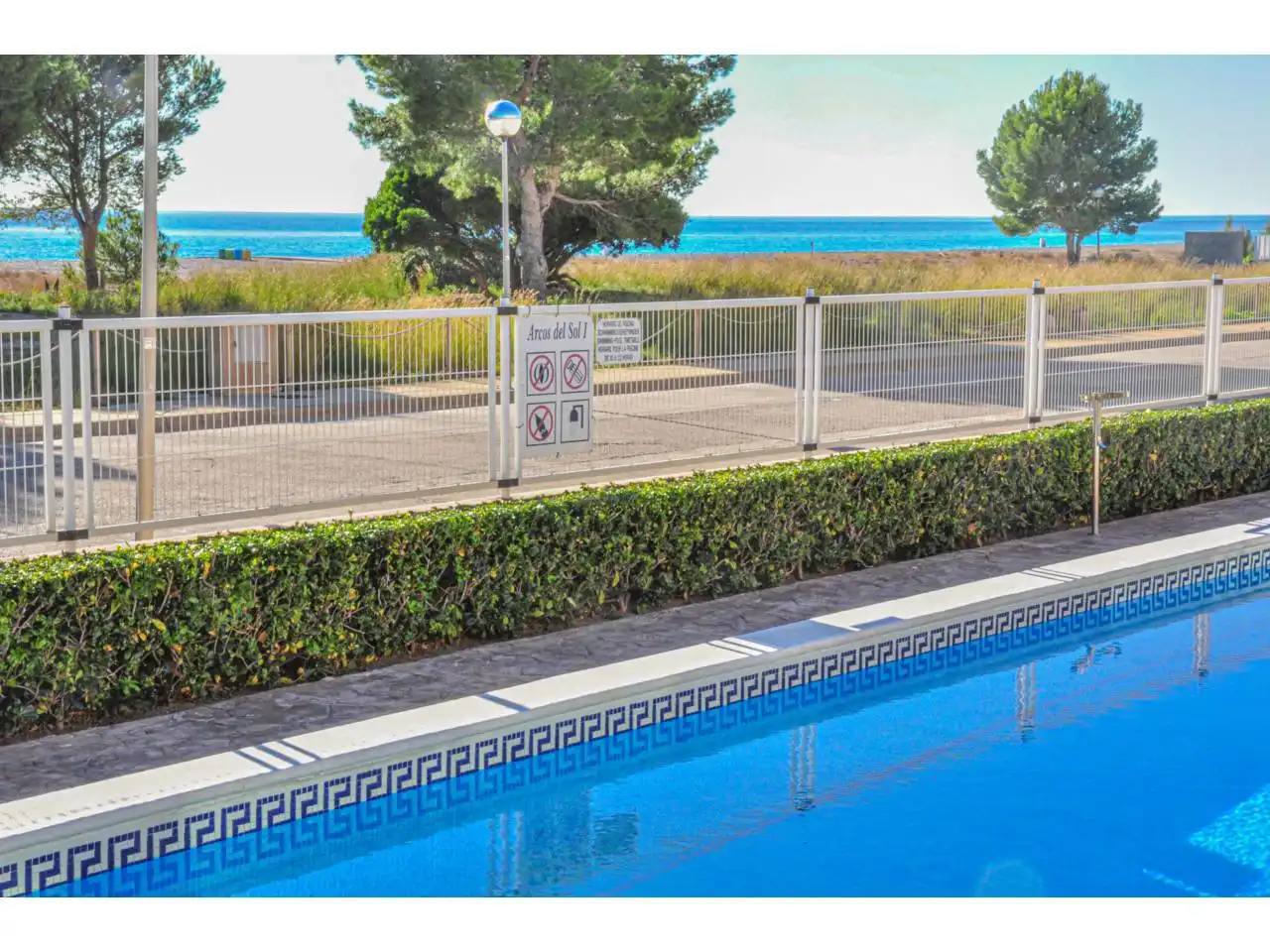 Piscina de Apartamento en venta en Vandellòs i l'Hospitalet de l'Infant con Aire acondicionado, Terraza y Trastero