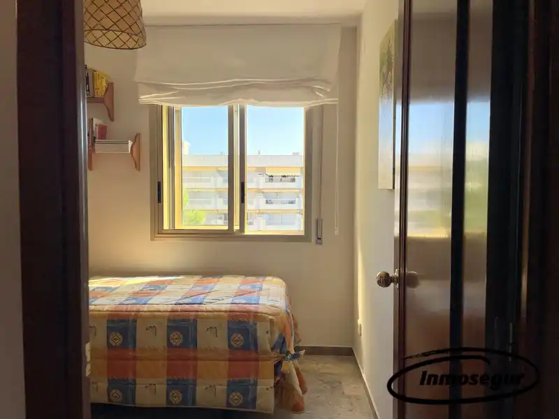 Habitación de Piso en venta en Salou con Terraza, Amueblado y Piscina comunitaria