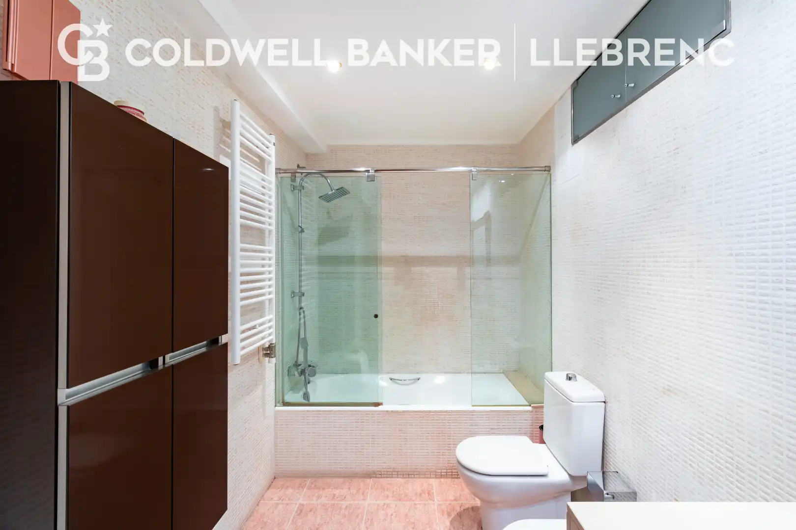 Baño de Casa o chalet en venta en Barcelona con Aire acondicionado, Calefacción y Jardín privado