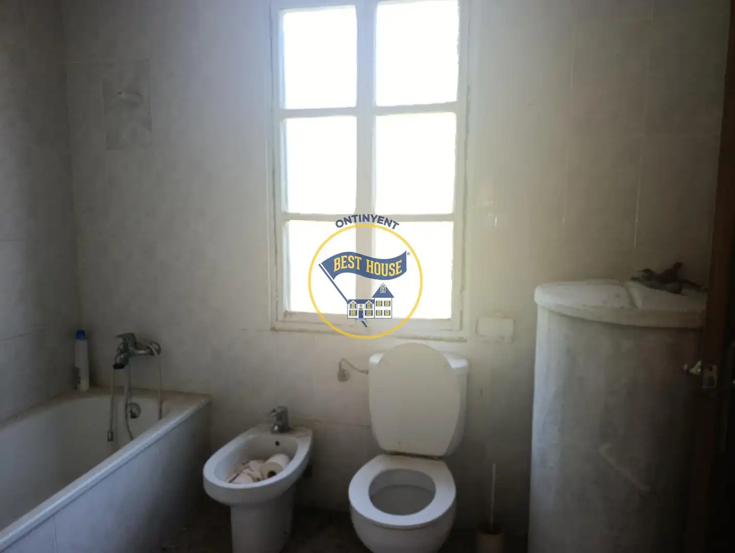 Baño de Casa o chalet en venta en Ontinyent con Jardín privado, Trastero y Piscina