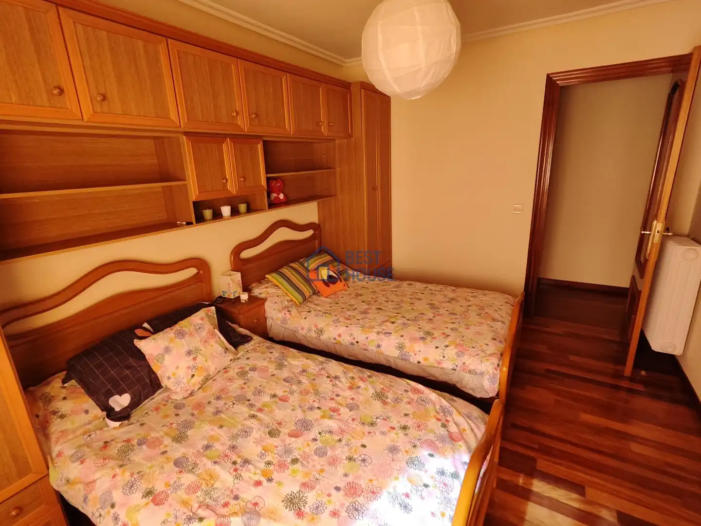Habitación de Apartamento de alquiler en San Andrés del Rabanedo con Calefacción y Amueblado