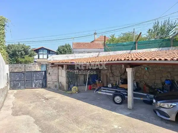 Houses for sale in Carretera do Lameiro, Sardoma - Castrelos