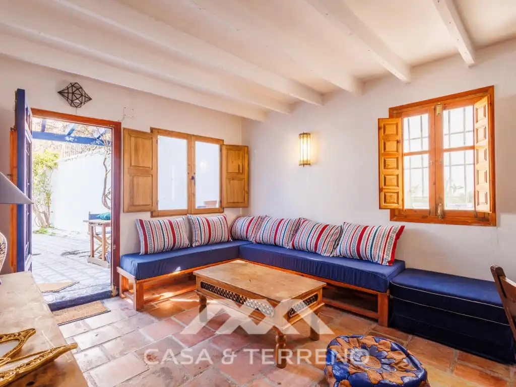 Sala de estar de Casa adosada en venta en Comares con Aire acondicionado, Terraza y Piscina