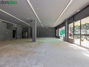Local comercial en venda a Camino DE RONDA